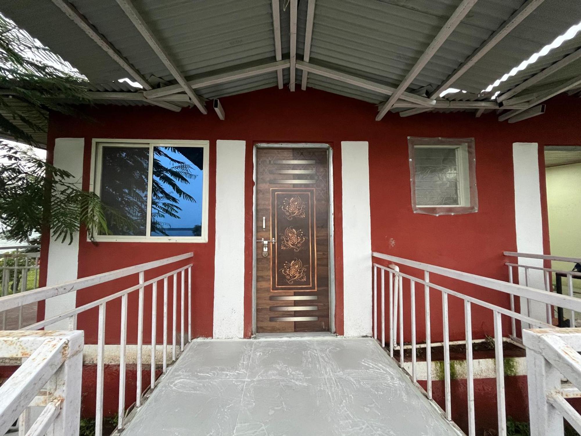 Hotel Mauli Agro Farm Dam View Resort Сатара Экстерьер фото