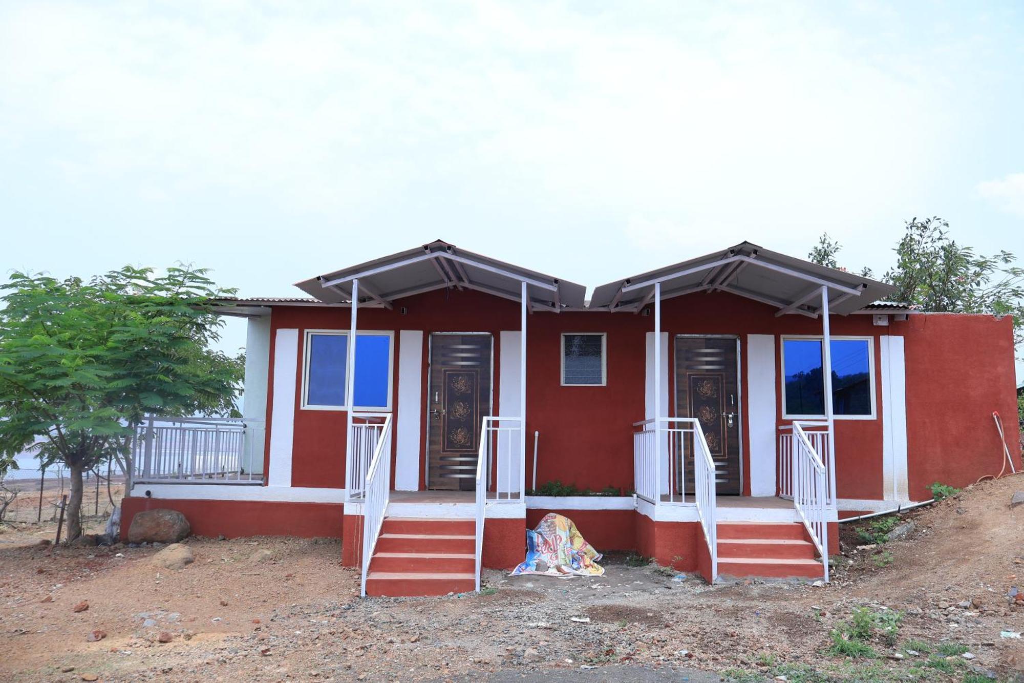 Hotel Mauli Agro Farm Dam View Resort Сатара Экстерьер фото